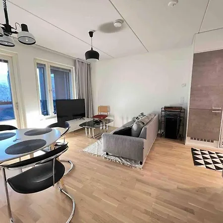 Yhden Makuuhuoneen Satamassa Sauna Ja Iso Parveke *