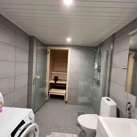 Yhden Makuuhuoneen Satamassa Sauna Ja Iso Parveke Appartement